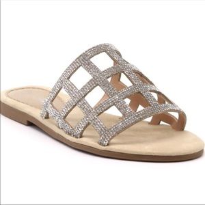 Just arrived! Silver Rhinestone Grid Slides
